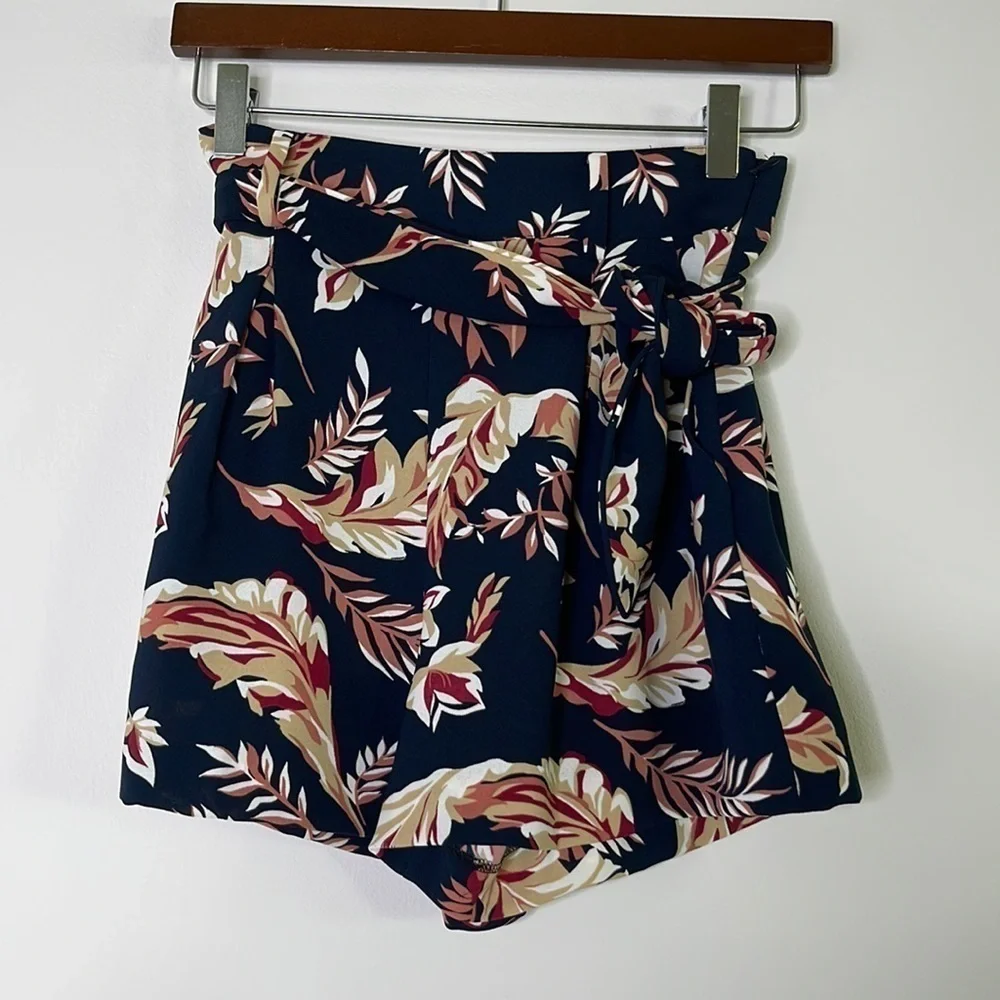 Joie Varsha Paper Bag Shorts Size 00
